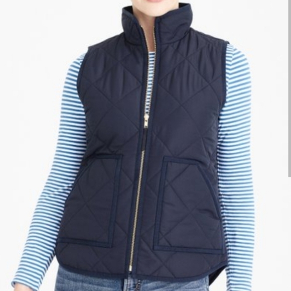 J. Crew Jackets & Blazers - JCrew quilted puffer mercantile vest full zip front pockets navy blue M